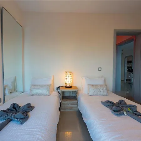 Sleeps 12 With Pool * Tabayesco
